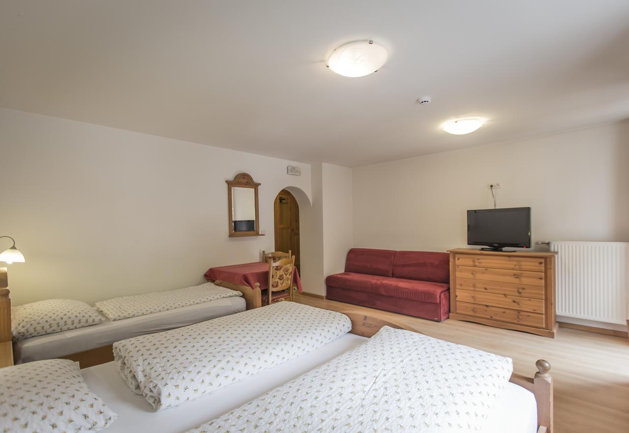 קדיפייטרה Hotel Neuwirt מראה חיצוני תמונה